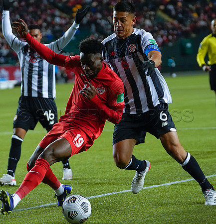 Canada takes 3 points in their 1-0 win over Costa Rica in front of 48,806 fans in World Cup qualifying in Edmonton, Alberta.