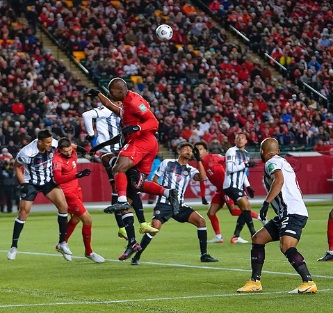 Canada takes 3 points in their 1-0 win over Costa Rica in front of 48,806 fans in World Cup qualifying in Edmonton, Alberta.