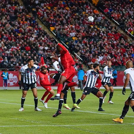 Canada takes 3 points in their 1-0 win over Costa Rica in front of 48,806 fans in World Cup qualifying in Edmonton, Alberta.