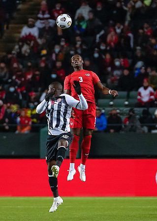 Canada takes 3 points in their 1-0 win over Costa Rica in front of 48,806 fans in World Cup qualifying in Edmonton, Alberta.