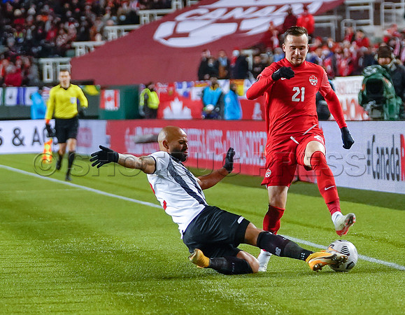 Canada takes 3 points in their 1-0 win over Costa Rica in front of 48,806 fans in World Cup qualifying in Edmonton, Alberta.