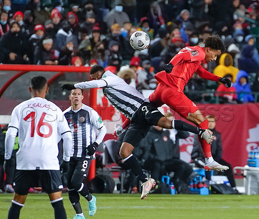 Canada takes 3 points in their 1-0 win over Costa Rica in front of 48,806 fans in World Cup qualifying in Edmonton, Alberta.
