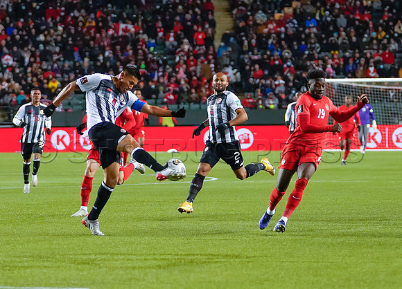 Canada takes 3 points in their 1-0 win over Costa Rica in front of 48,806 fans in World Cup qualifying in Edmonton, Alberta.