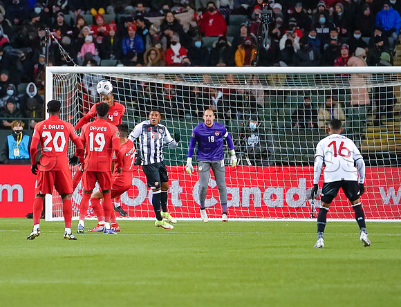 Canada takes 3 points in their 1-0 win over Costa Rica in front of 48,806 fans in World Cup qualifying in Edmonton, Alberta.