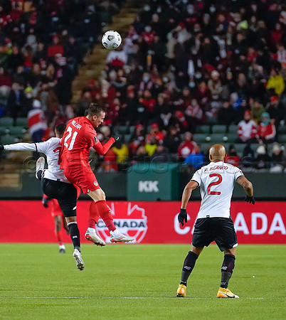 Canada takes 3 points in their 1-0 win over Costa Rica in front of 48,806 fans in World Cup qualifying in Edmonton, Alberta.