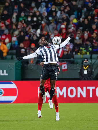 Canada takes 3 points in their 1-0 win over Costa Rica in front of 48,806 fans in World Cup qualifying in Edmonton, Alberta.