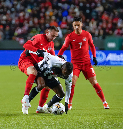 Canada takes 3 points in their 1-0 win over Costa Rica in front of 48,806 fans in World Cup qualifying in Edmonton, Alberta.
