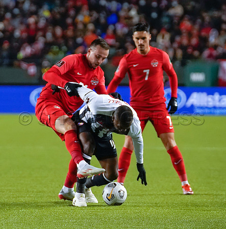 Canada takes 3 points in their 1-0 win over Costa Rica in front of 48,806 fans in World Cup qualifying in Edmonton, Alberta.