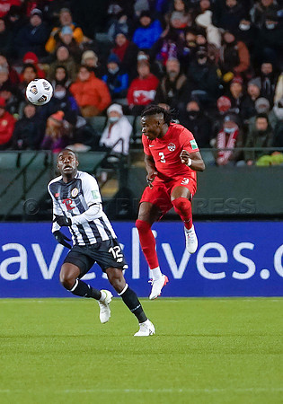 Canada takes 3 points in their 1-0 win over Costa Rica in front of 48,806 fans in World Cup qualifying in Edmonton, Alberta.