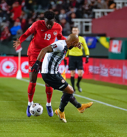 Canada takes 3 points in their 1-0 win over Costa Rica in front of 48,806 fans in World Cup qualifying in Edmonton, Alberta.