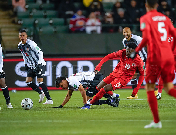 Canada takes 3 points in their 1-0 win over Costa Rica in front of 48,806 fans in World Cup qualifying in Edmonton, Alberta.