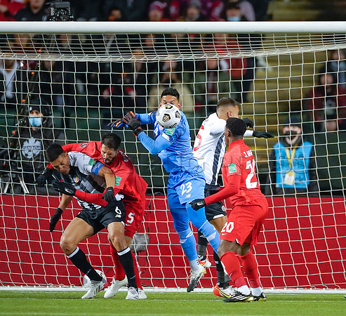 Canada takes 3 points in their 1-0 win over Costa Rica in front of 48,806 fans in World Cup qualifying in Edmonton, Alberta.