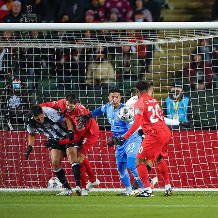 Canada takes 3 points in their 1-0 win over Costa Rica in front of 48,806 fans in World Cup qualifying in Edmonton, Alberta.