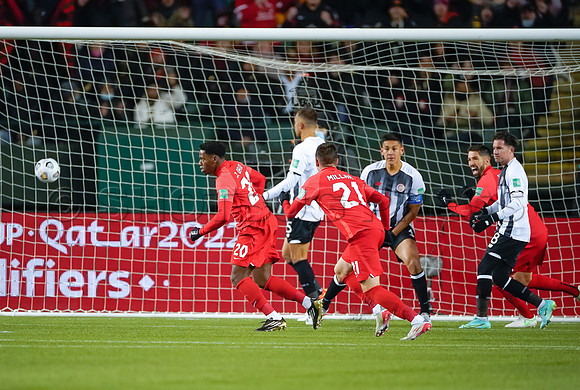 Canada takes 3 points in their 1-0 win over Costa Rica in front of 48,806 fans in World Cup qualifying in Edmonton, Alberta.