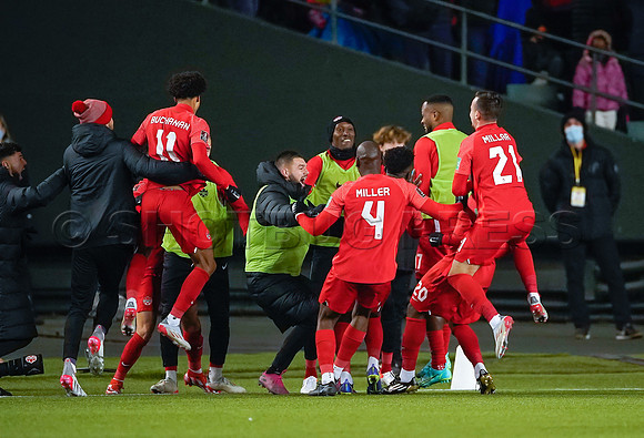 Canada takes 3 points in their 1-0 win over Costa Rica in front of 48,806 fans in World Cup qualifying in Edmonton, Alberta.