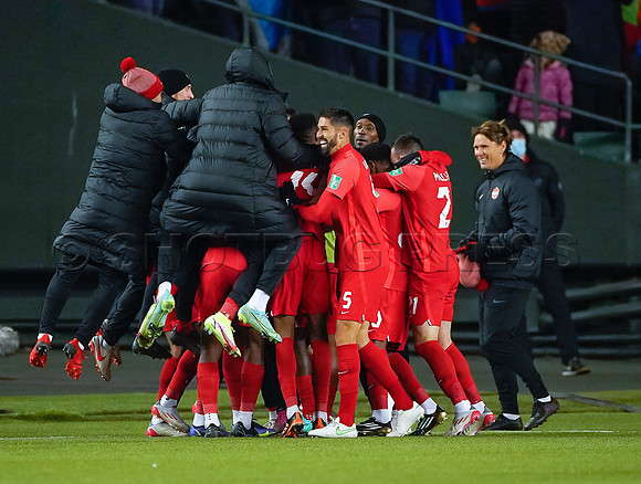 Canada takes 3 points in their 1-0 win over Costa Rica in front of 48,806 fans in World Cup qualifying in Edmonton, Alberta.