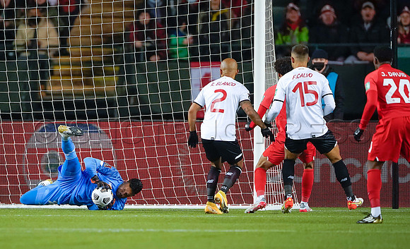 Canada takes 3 points in their 1-0 win over Costa Rica in front of 48,806 fans in World Cup qualifying in Edmonton, Alberta.