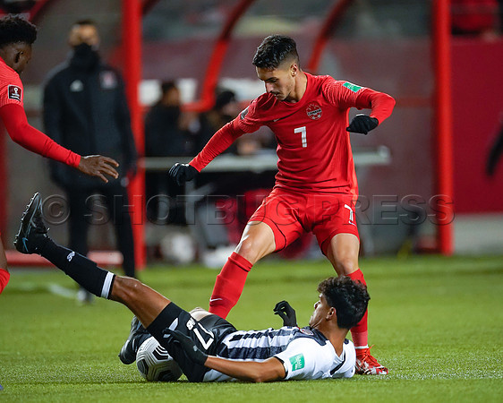 Canada takes 3 points in their 1-0 win over Costa Rica in front of 48,806 fans in World Cup qualifying in Edmonton, Alberta.
