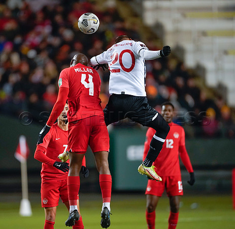 Canada takes 3 points in their 1-0 win over Costa Rica in front of 48,806 fans in World Cup qualifying in Edmonton, Alberta.