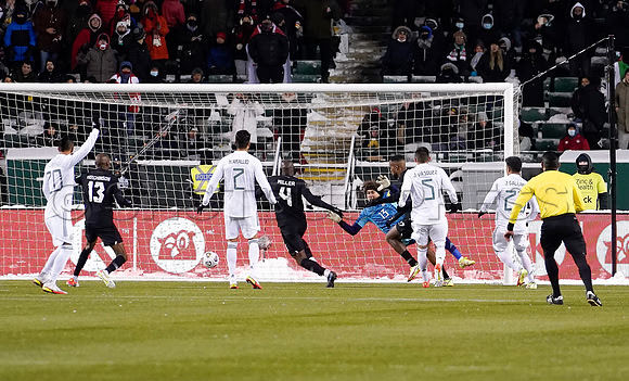 Canada defeats Mexico 2-1 in the Fifa World Cup qualifier in Edmonton, November 16, 2021