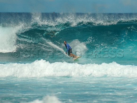 Wes Shaw Surfing 20240910 -217369