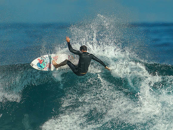 Wes Shaw Surfing 20240910 -216151