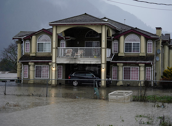 Sumas Prairie, Abbotsford still largely under water Thursday Nov 25, 2021