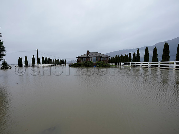 Sumas Prairie, Abbotsford still largely under water Thursday Nov 25, 2021