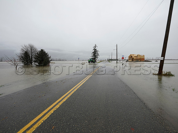 Sumas Prairie, Abbotsford still largely under water Thursday Nov 25, 2021