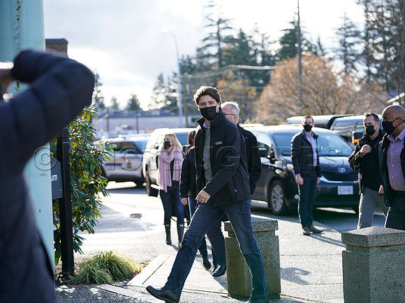 Nov 26, 2021 Prime Minister Justin Trudeau visits Abbotsford to assess the flooding in the Sumas Prairie