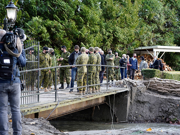 Nov 26, 2021 Prime Minister Justin Trudeau visits Abbotsford to assess the flooding in the Sumas Prairie