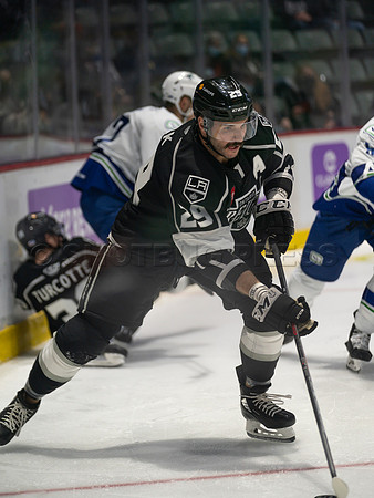 Nov 30, 2021, Abbotsford Canucks defeat Ontario Reign 3-2 in Abbotsford, BC, Canada