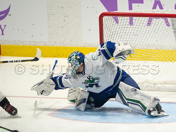 Nov 30, 2021, Abbotsford Canucks defeat Ontario Reign 3-2 in Abbotsford, BC, Canada