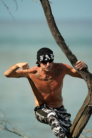 Wes Shaw Maui Surfing 20240714 -179330