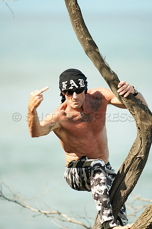 Wes Shaw Maui Surfing 20240714 -179313