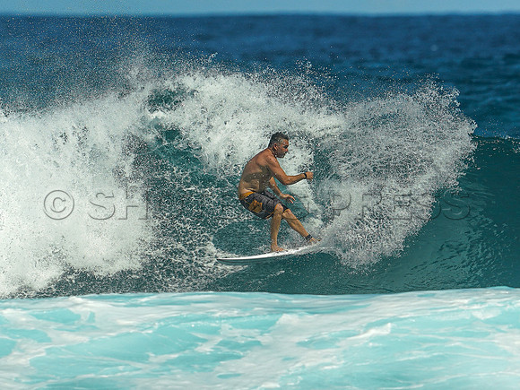 Wes Shaw Surfing 20240910 -217013