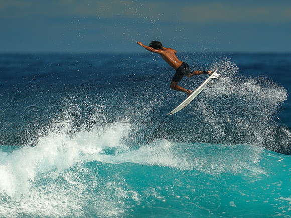 Wes Shaw Surfing 20240910 -216204