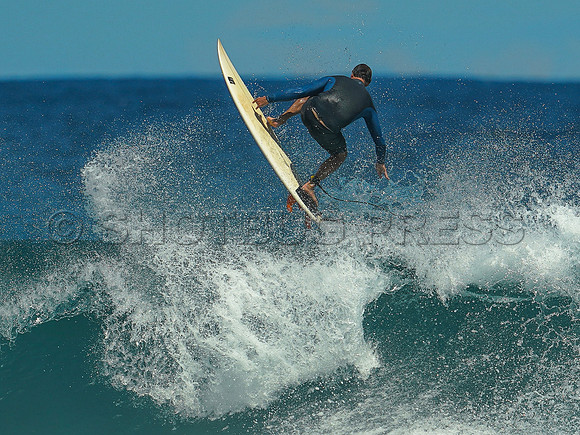Wes Shaw Surfing 20240910 -217430