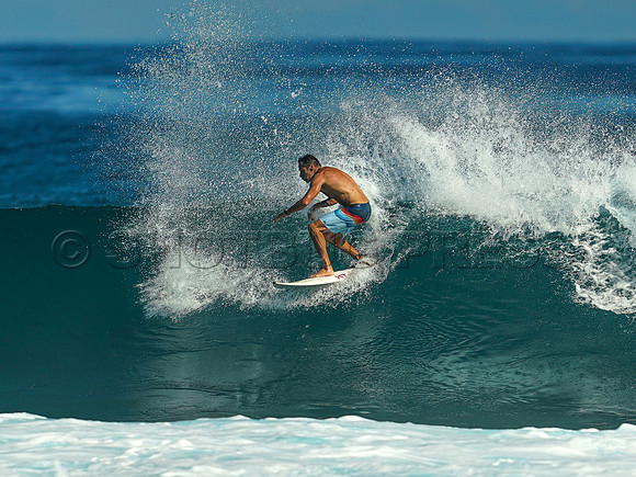 Wes Shaw Surfing 20240910 -216352