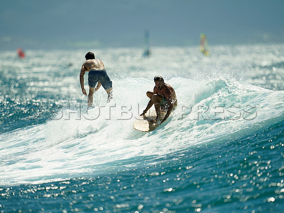 Wes Shaw Maui Surfing 20240707 -180131