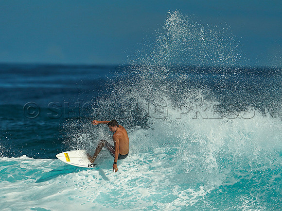 Wes Shaw Surfing 20240910 -216510