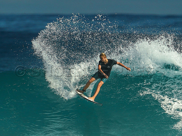 Wes Shaw Surfing 20240910 -216276