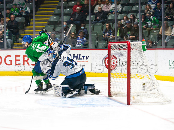 Wed, March 16, 2022 Abbotsford Canucks make an epic comeback to take a 5-4 win in OT against the Manitoba Moose in Abbotsford, BC