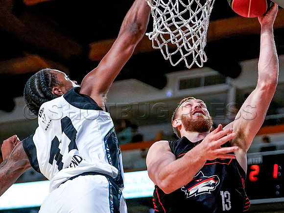 Wes Shaw   20240526 -151891-Motion