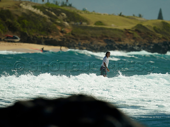 Wes Shaw Maui Surfing 20240707 -180786