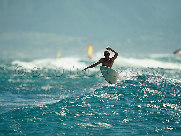 Wes Shaw Maui Surfing 20240707 -180578