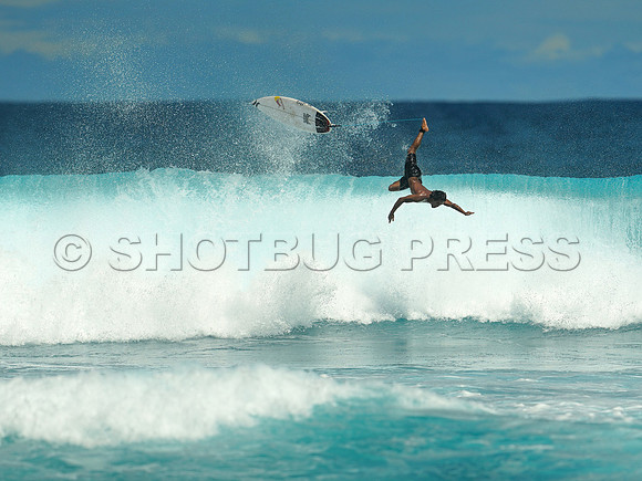 Wes Shaw Surfing 20240910 -217393