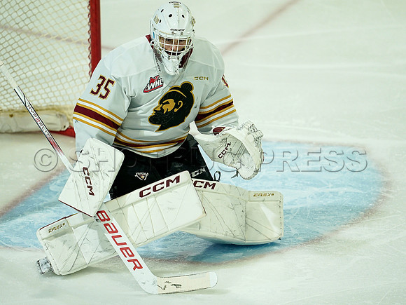 Wes Shaw Victoria Royals slam thhe Giants 6-3 20241214 -255291