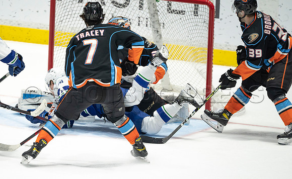 Abbotsford Canucks defeat San Diego Gulls 4-2 on Sunday, Jan 23, 2022 at Abbotsford Centre.