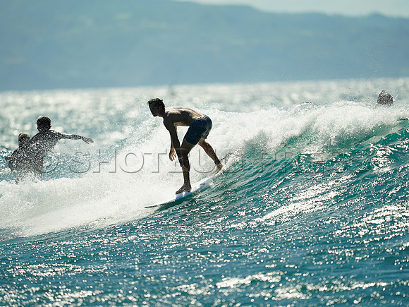 Wes Shaw Maui Surfing 20240707 -180315